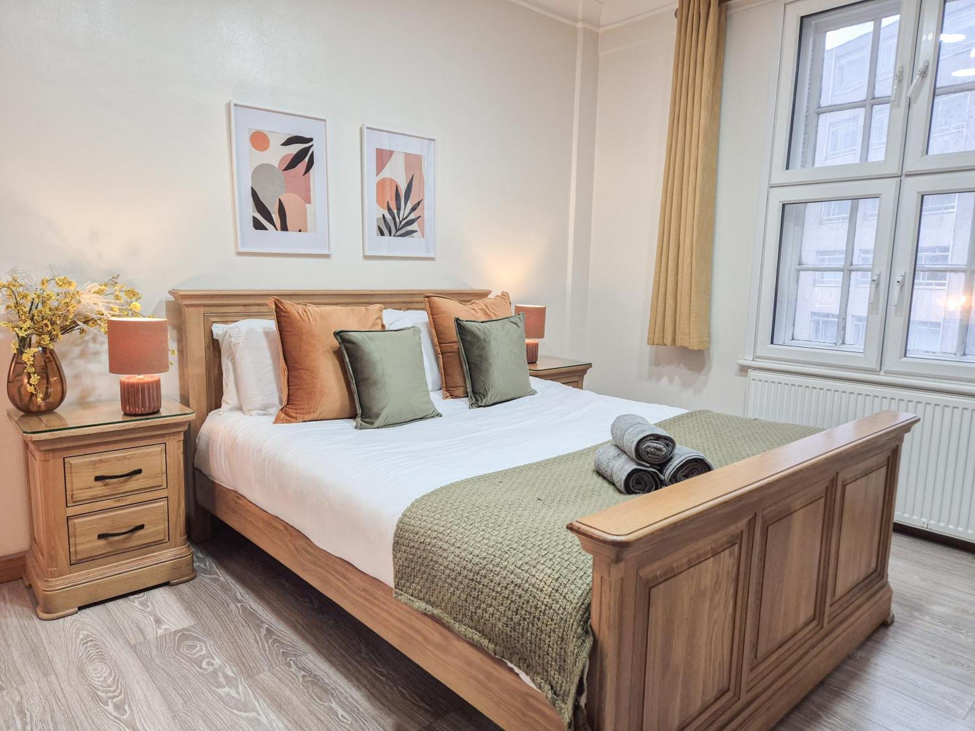 Cosy 4-Bedroom, 2-Bathroom Flat With Ac In Marylebone, Paddington, Hyde Park *